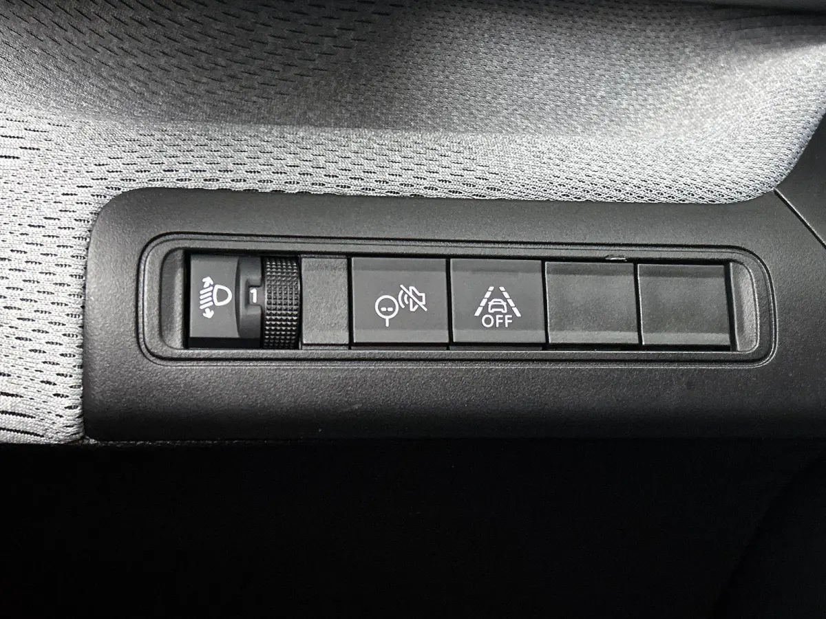 Max Comfort Range 44 kWh 113pk | Accu 95% | 3-fase laden | Lage kilometerstand | Navigatie | Achteruitrijcamera | Climate Control | Cruise Control | Parkeersensoren | Bluetooth | Draadloze A