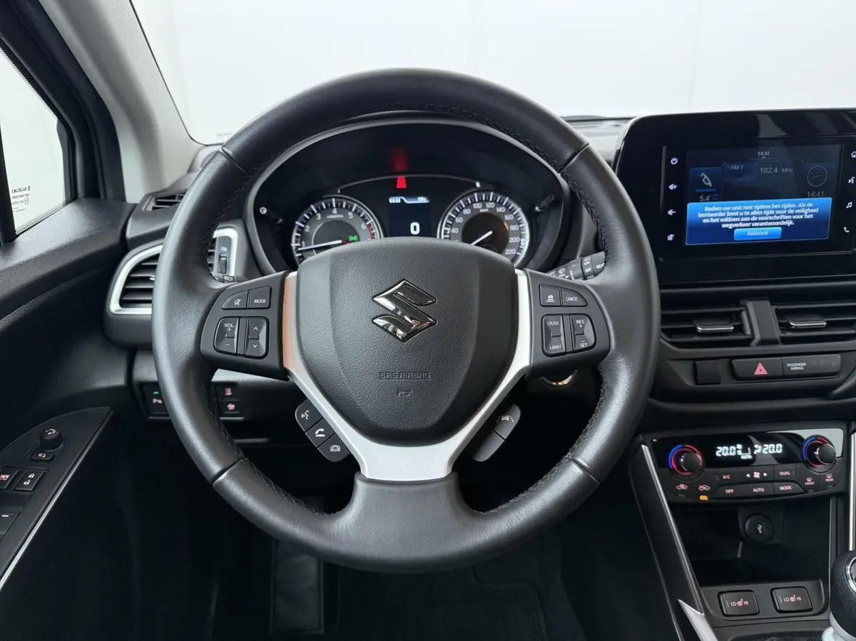 1.4 Boosterjet Select Smart Hybrid