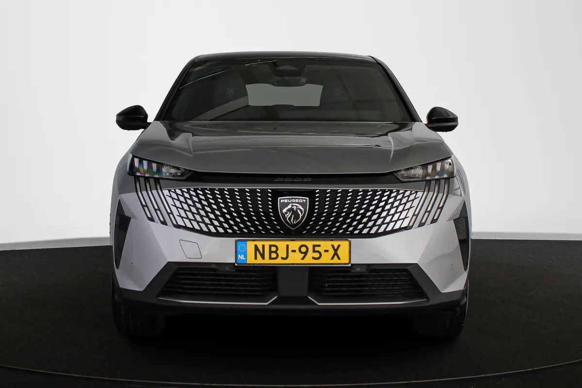 1.2 Hybrid 145 GT Stuur-Stoelverwarming 360 Camera Keyless
