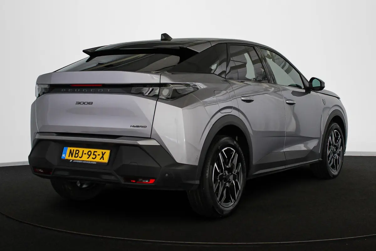 1.2 Hybrid 145 GT Stuur-Stoelverwarming 360 Camera Keyless