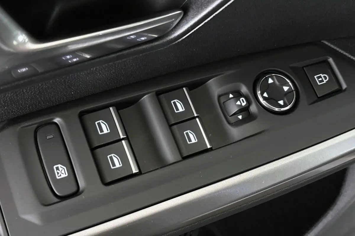 1.2 Hybrid 145 GT Stuur-Stoelverwarming 360 Camera Keyless
