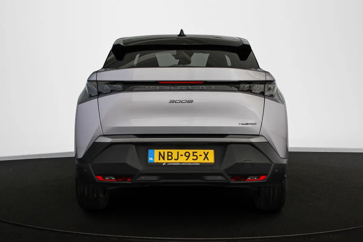 1.2 Hybrid 145 GT Stuur-Stoelverwarming 360 Camera Keyless