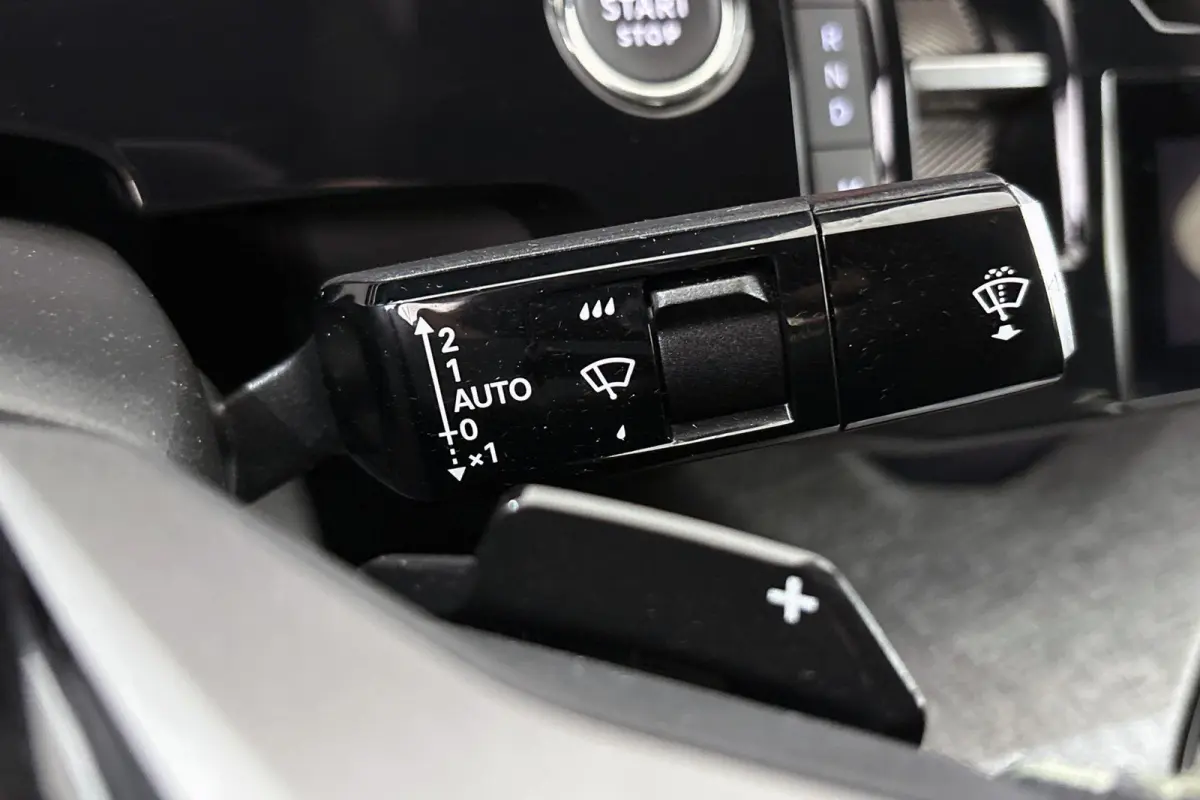 1.2 Hybrid 145 GT Stuur-Stoelverwarming 360 Camera Keyless