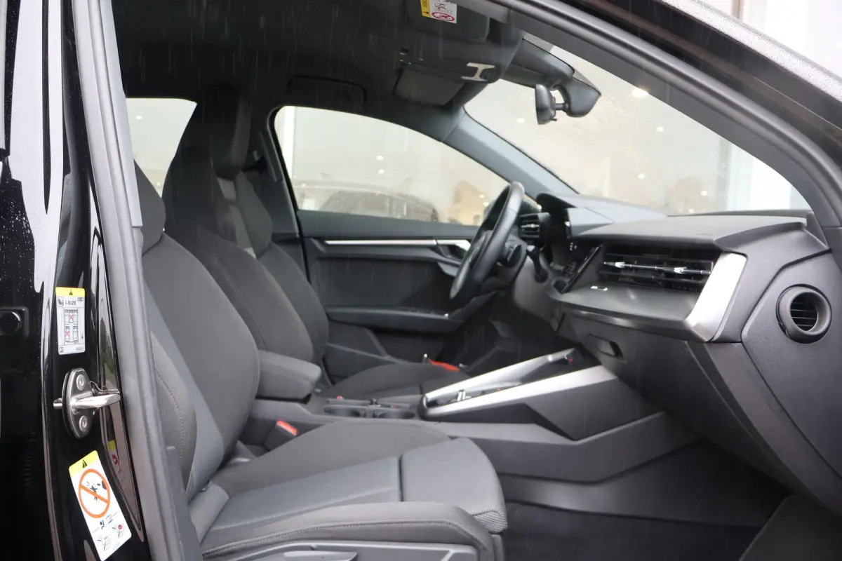 35 TFSI 150pk S-tronic Advanced edition | Navigatie | Sportstoelen | Camera | PDC | Carplay