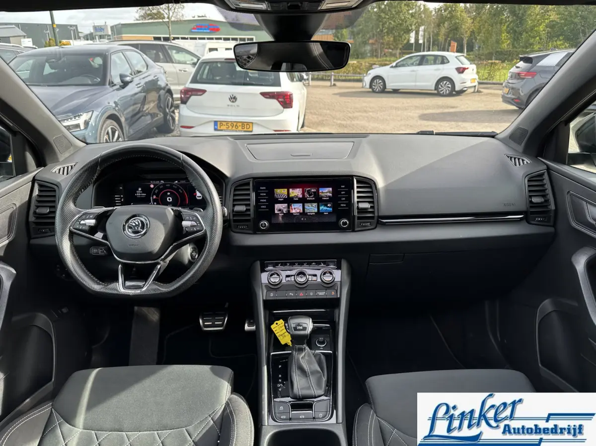 1.5 TSI ACT Sportline Business - PANO TREKH CAMERA