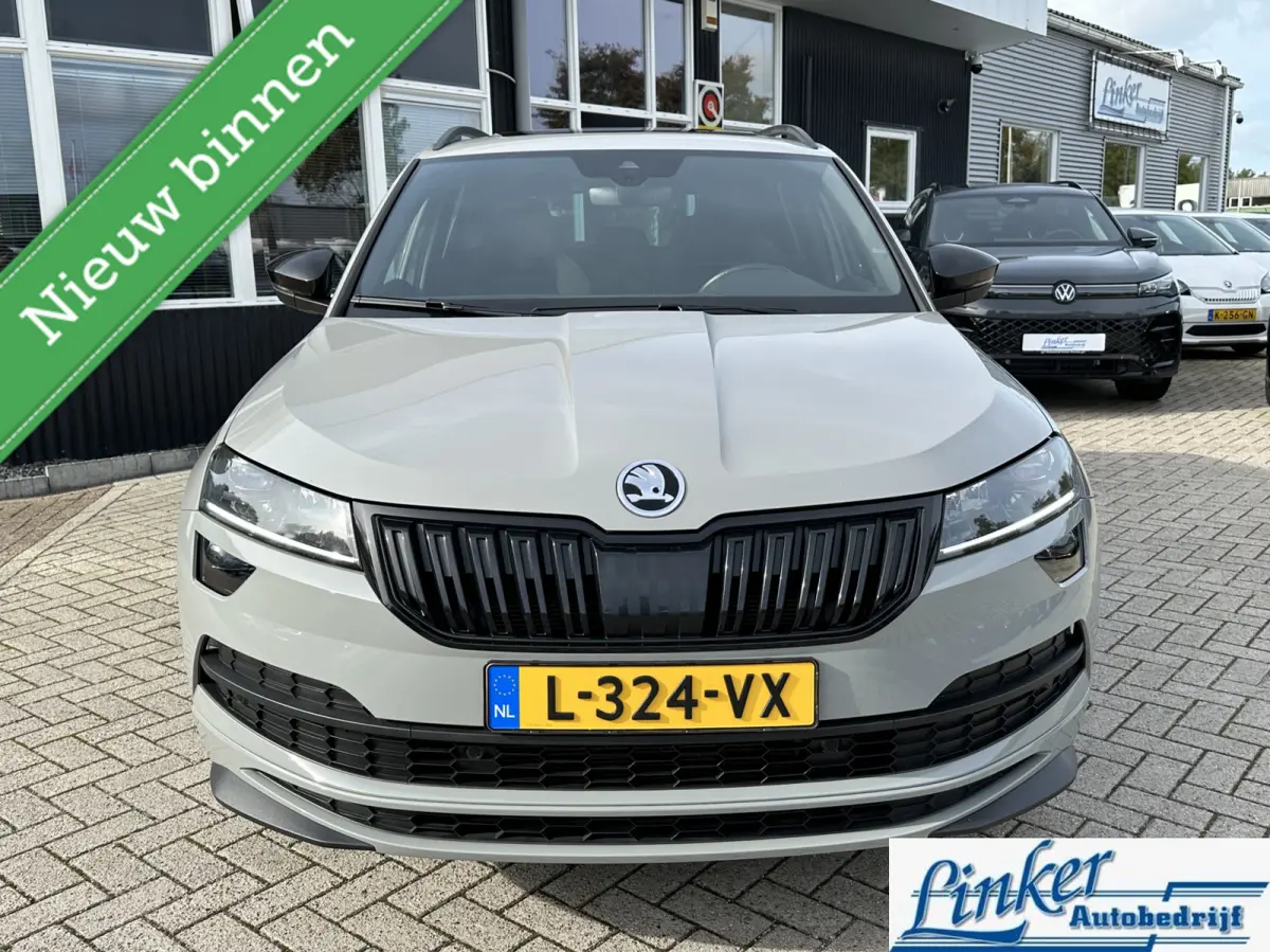 1.5 TSI ACT Sportline Business - PANO TREKH CAMERA