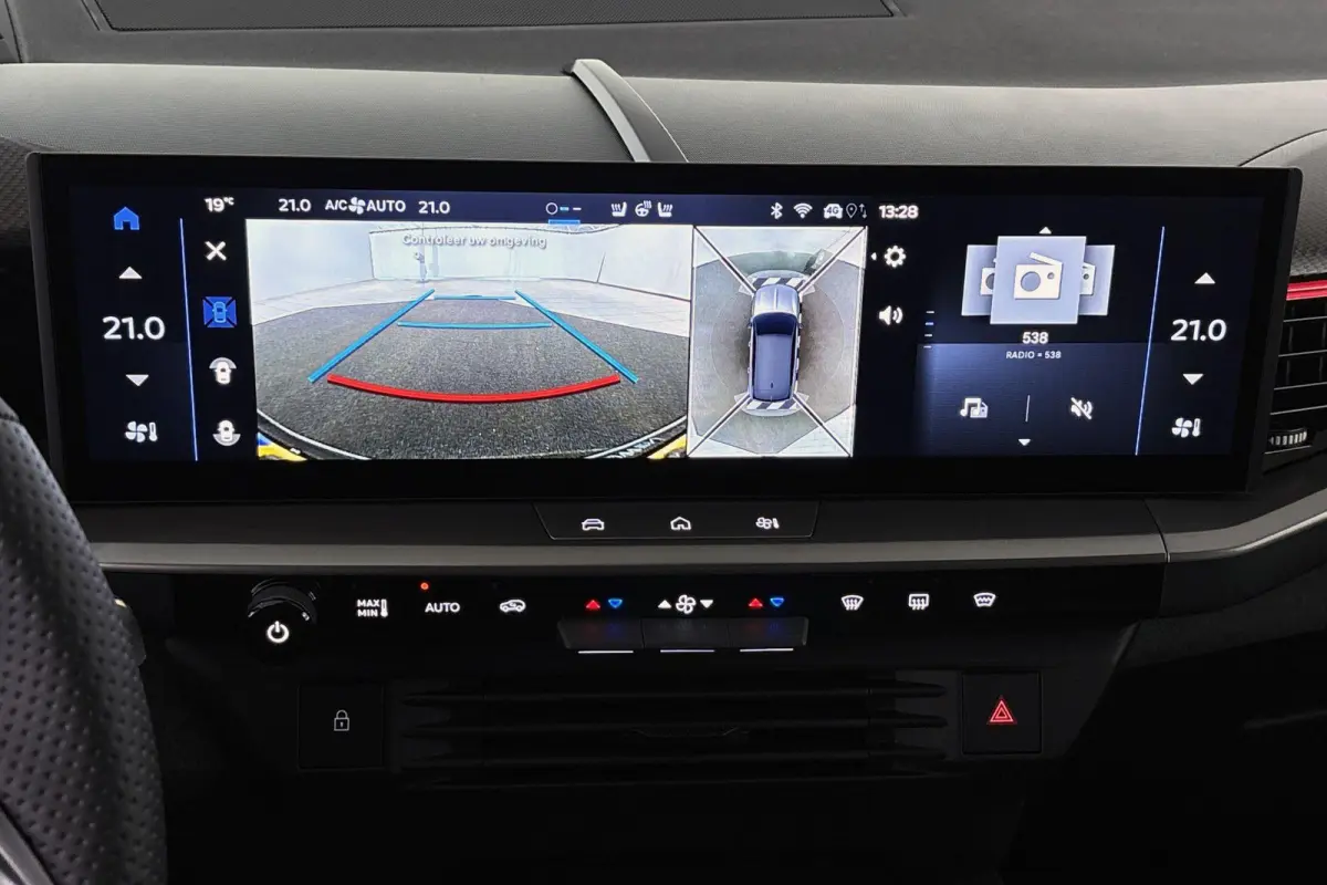1.6 Turbo Plug-in-Hybrid GS Pano FOCAL 360 Head-Up Stuur-Stoelverwarming