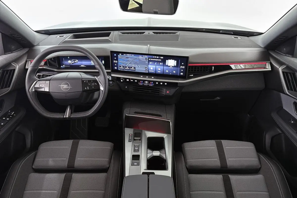 1.6 Turbo Plug-in-Hybrid GS Pano FOCAL 360 Head-Up Stuur-Stoelverwarming