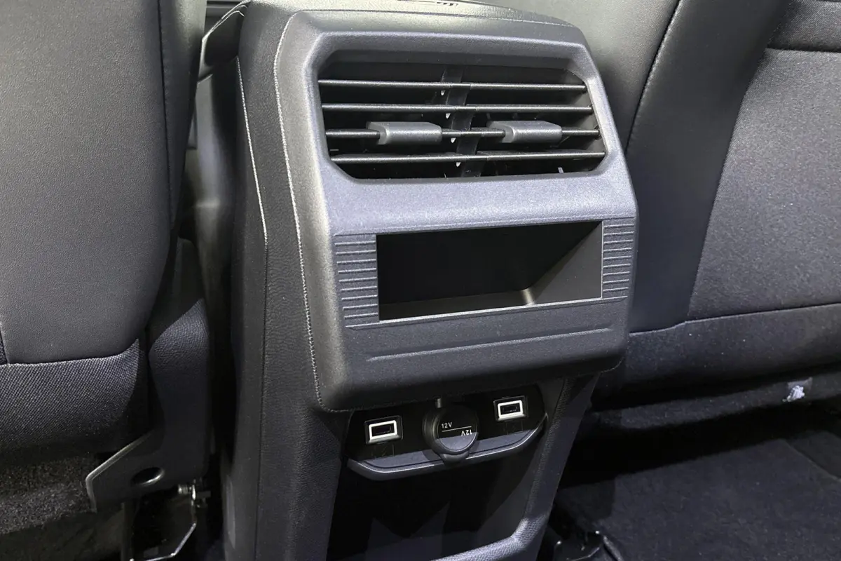 1.6 Turbo Plug-in-Hybrid GS Pano FOCAL 360 Head-Up Stuur-Stoelverwarming