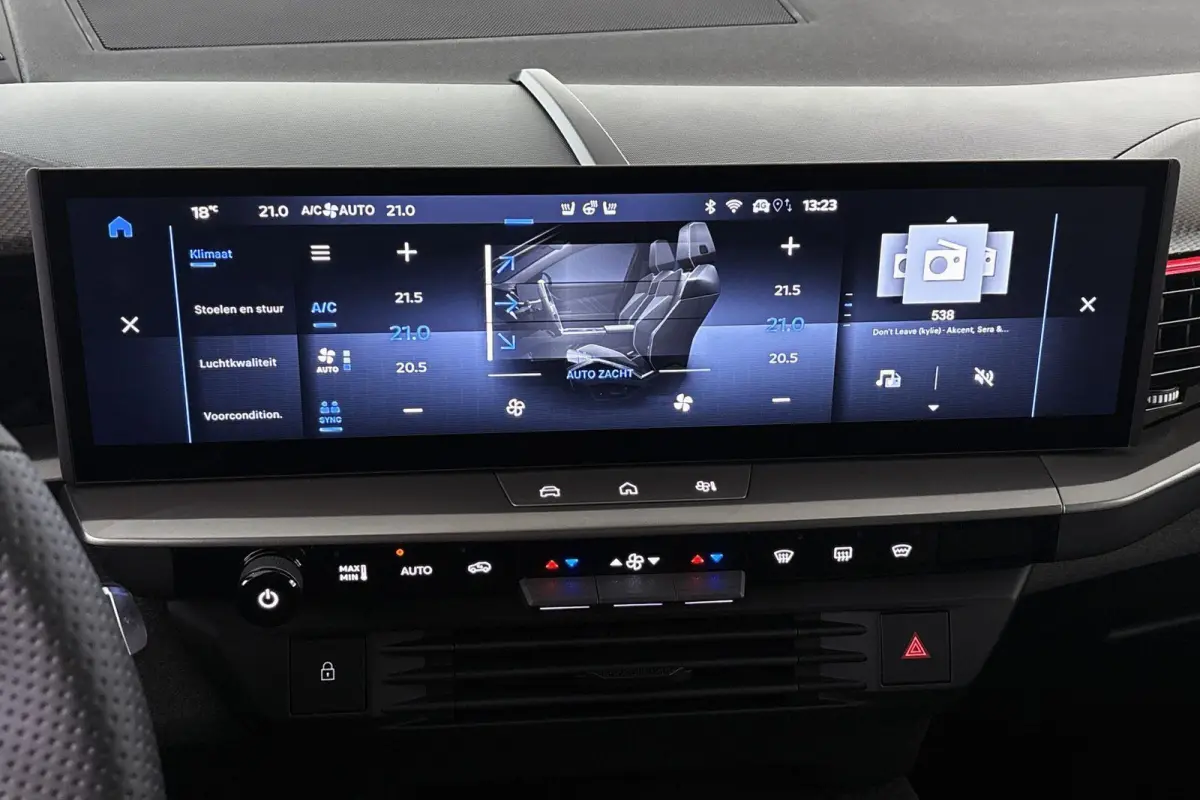 1.6 Turbo Plug-in-Hybrid GS Pano FOCAL 360 Head-Up Stuur-Stoelverwarming