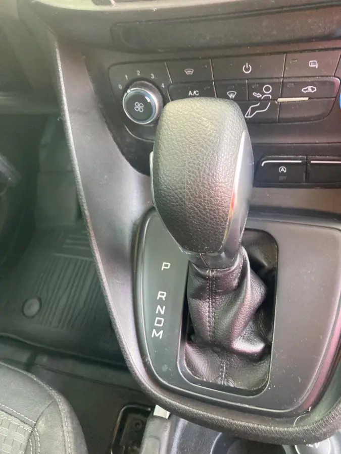 1.5 TDCI L1 Trend AUTOMAAT Euro 6 120 pk SYNC