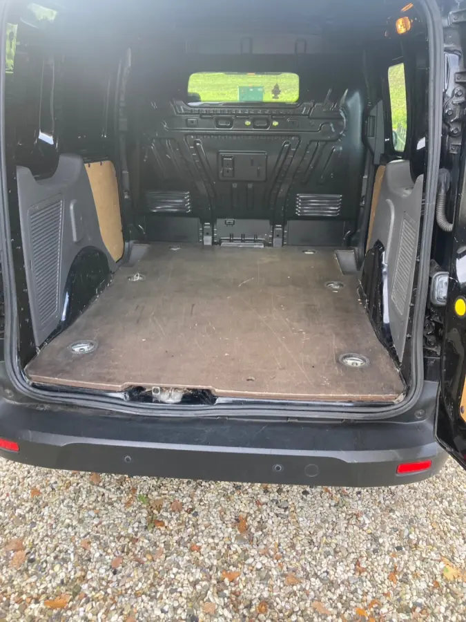 1.5 TDCI L1 Trend AUTOMAAT Euro 6 120 pk SYNC