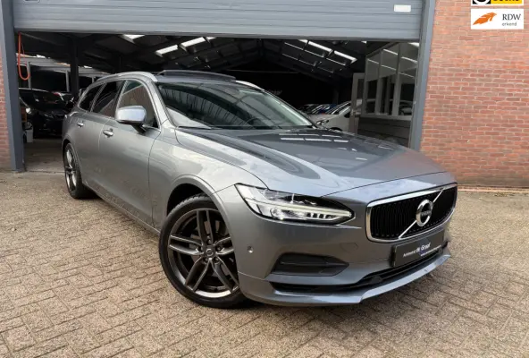2.0 T5 Momentum|PANO/ACC/PDC/LEDER/
