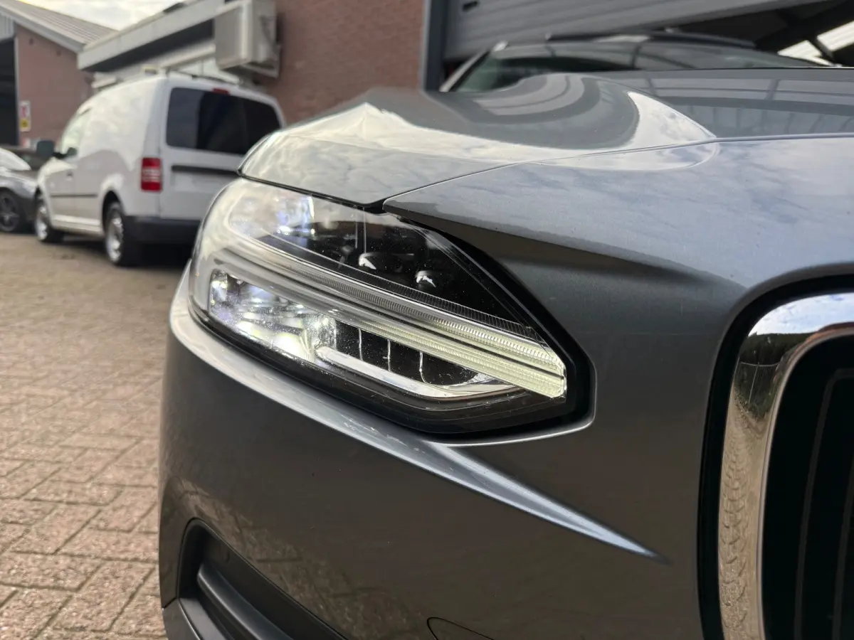2.0 T5 Momentum|PANO/ACC/PDC/LEDER/