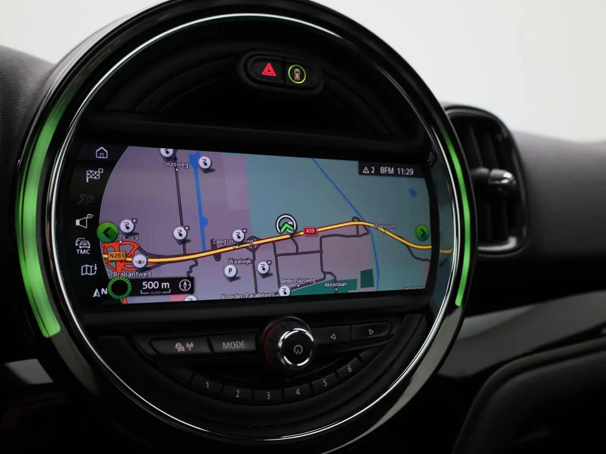1.5 Cooper ALL4 Chili | HEAD-UP DISPLAY | ELEKTRISCHE ACHTERKLEP | LEDEREN BEKLEDING | STOELVERWARMING | APPLE CARPLAY - ANDROID AUTO | LED VERLICHTING | CLIMATE CONTROL | ACHTERUITRIJCAMERA