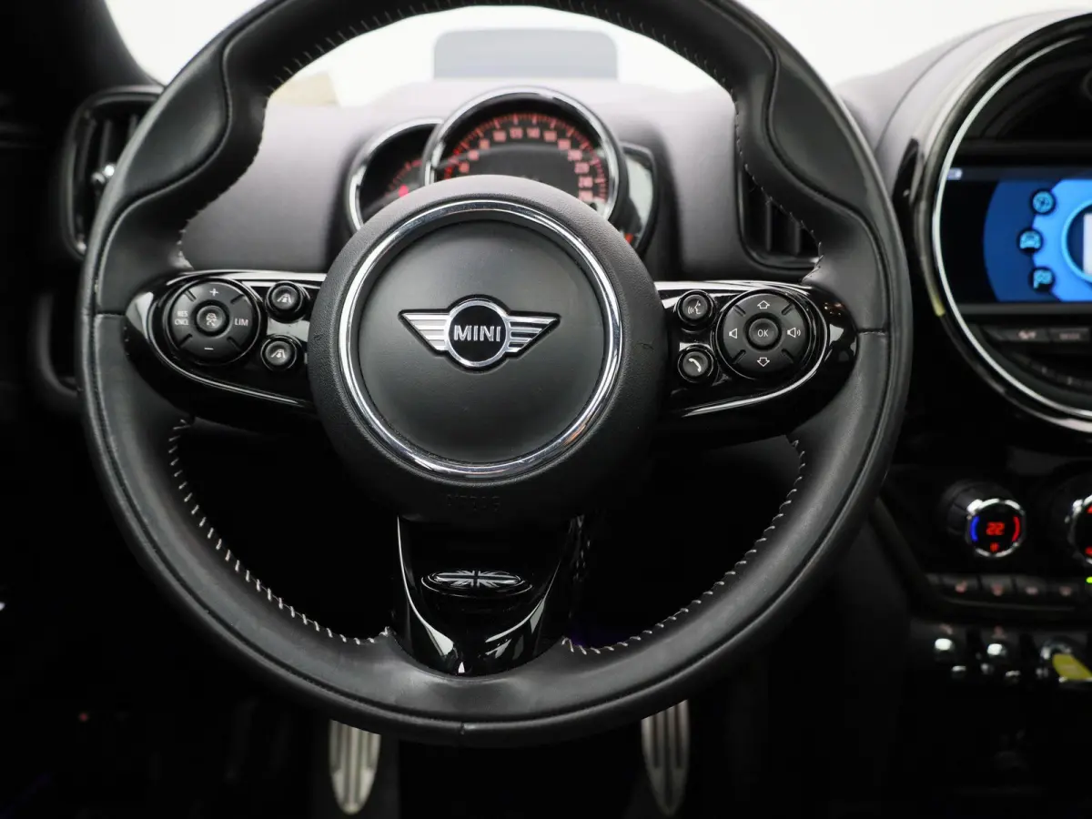 1.5 Cooper ALL4 Chili | HEAD-UP DISPLAY | ELEKTRISCHE ACHTERKLEP | LEDEREN BEKLEDING | STOELVERWARMING | APPLE CARPLAY - ANDROID AUTO | LED VERLICHTING | CLIMATE CONTROL | ACHTERUITRIJCAMERA