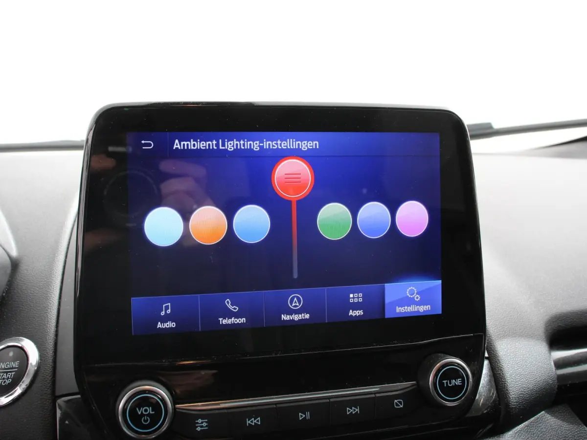 1.0 EcoBoost ST-Line Black Climate control Navigatie Parkeersensoren Camera Sfeerverlichting Lichtmetalen velgen