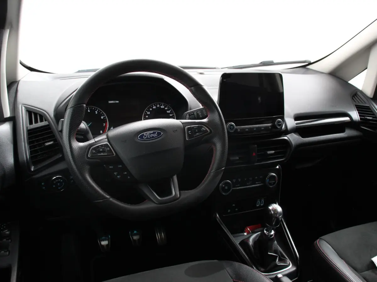 1.0 EcoBoost ST-Line Black Climate control Navigatie Parkeersensoren Camera Sfeerverlichting Lichtmetalen velgen
