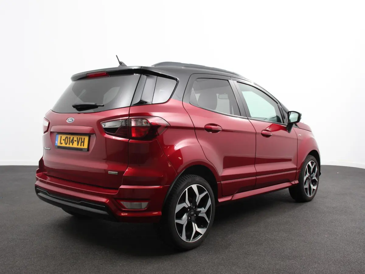 1.0 EcoBoost ST-Line Black Climate control Navigatie Parkeersensoren Camera Sfeerverlichting Lichtmetalen velgen