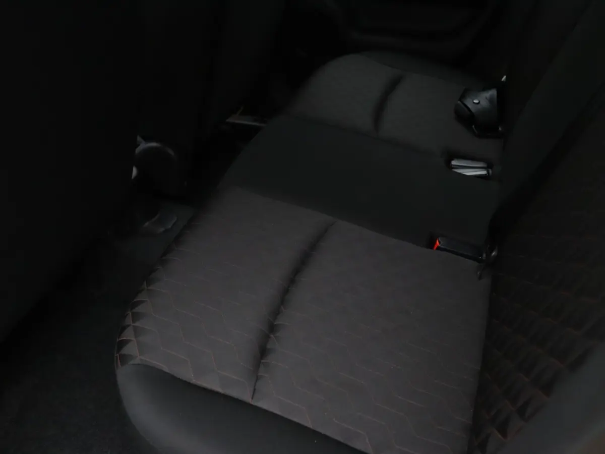 1.2 Connect+ Apple Carplay/Android Auto | Airco