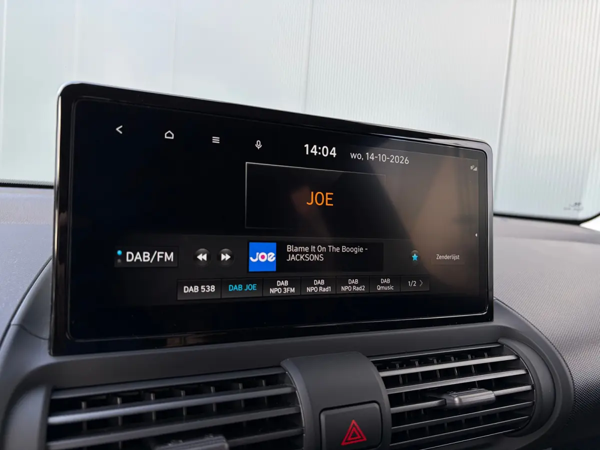 Pulse 49 kWh | Apple Carplay/Android Auto | Cruise control adaptief | Navigatiesysteem | Verschuifbare achterbank |