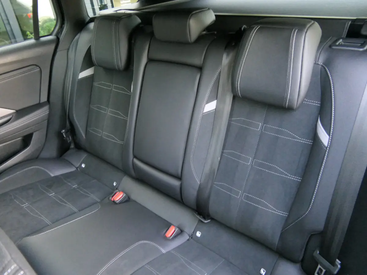 ST 1.2 Turbo Mild Hybrid GS | Panoramadak | LED Matrix