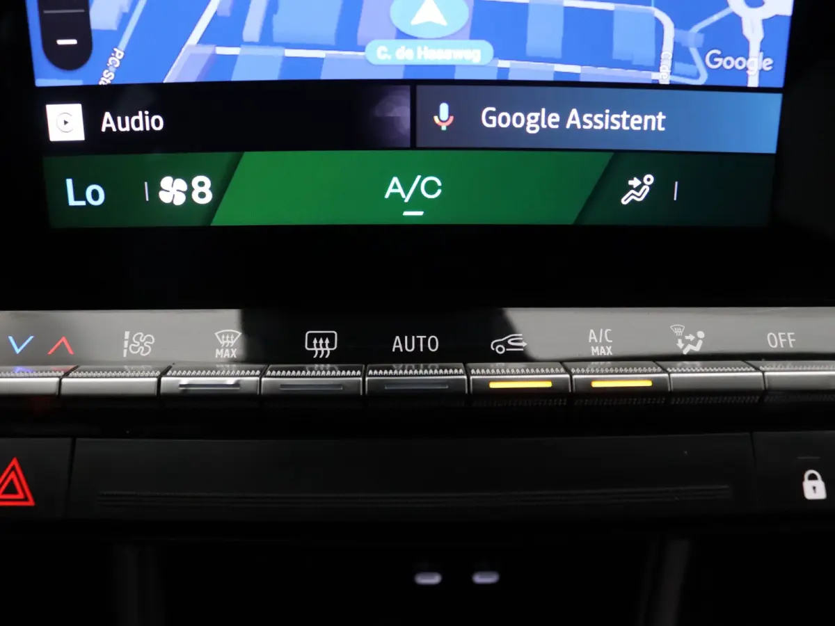 145pk E-Tech full hybrid evolution Apple Carplay/Android Auto | Climate
