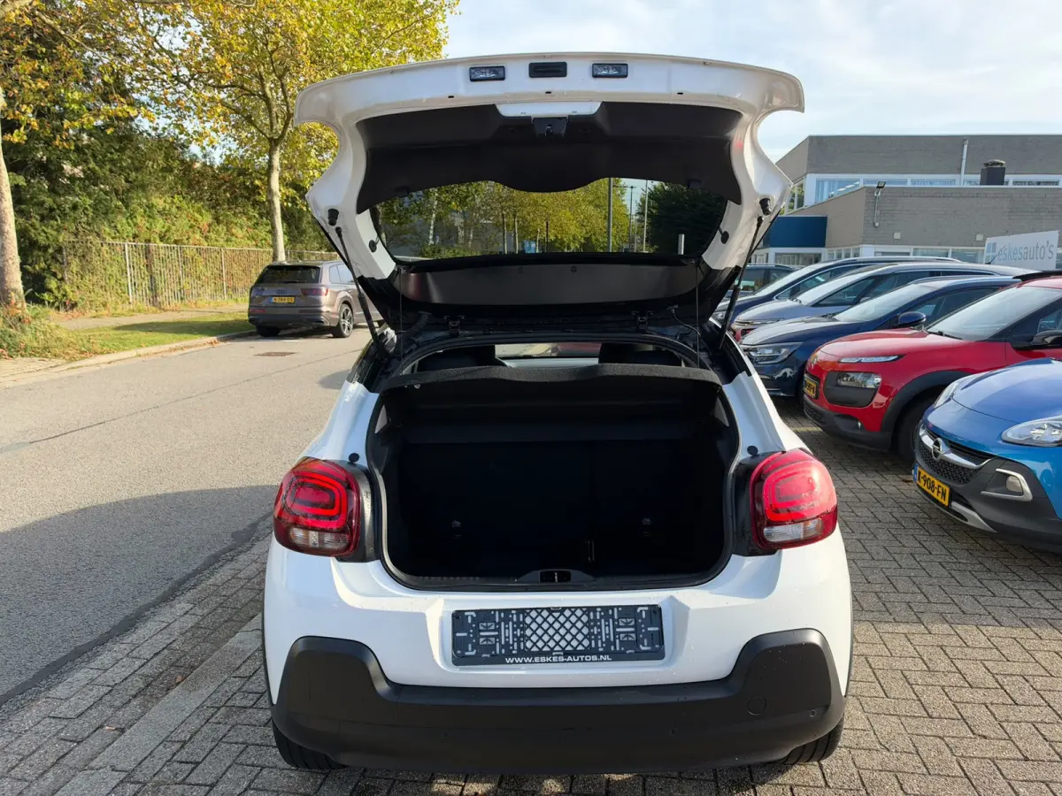 1.2 PureTech Feel,Facelift, Navi, Dealer auto, Stoel verwarming, 1ste eigenaar, INC BTW