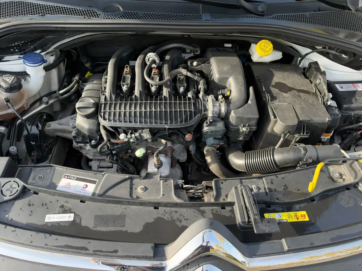 1.2 PureTech Feel,Facelift, Navi, Dealer auto, Stoel verwarming, 1ste eigenaar, INC BTW
