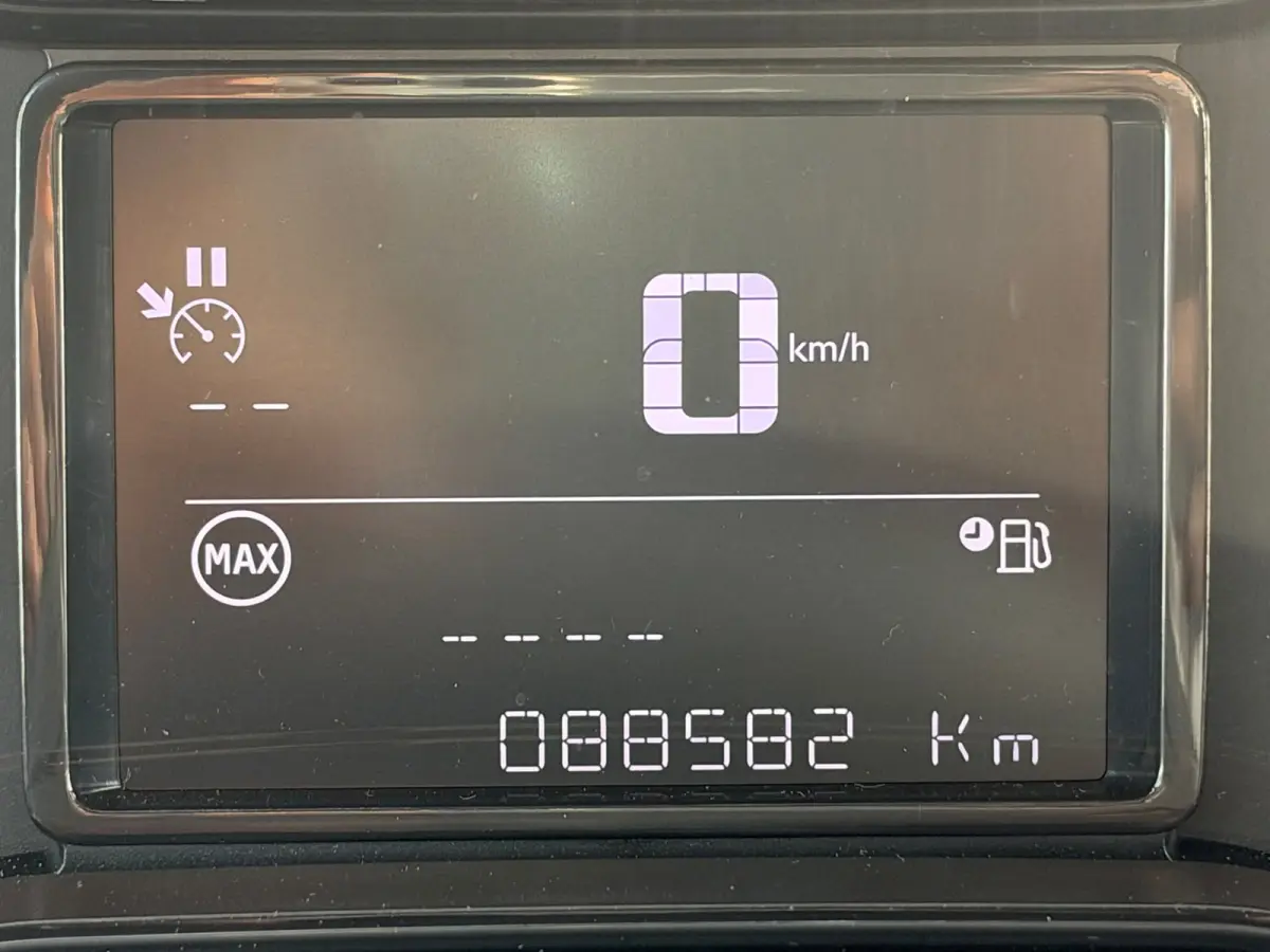 1.2 PureTech Feel,Facelift, Navi, Dealer auto, Stoel verwarming, 1ste eigenaar, INC BTW