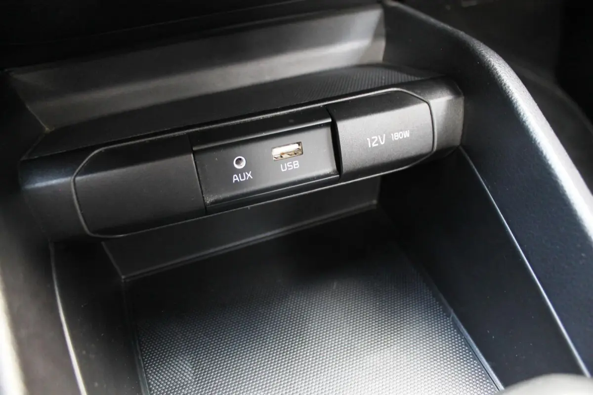1.0 T-GDi DynamicLine | Navi | Carplay | Airco | Camera