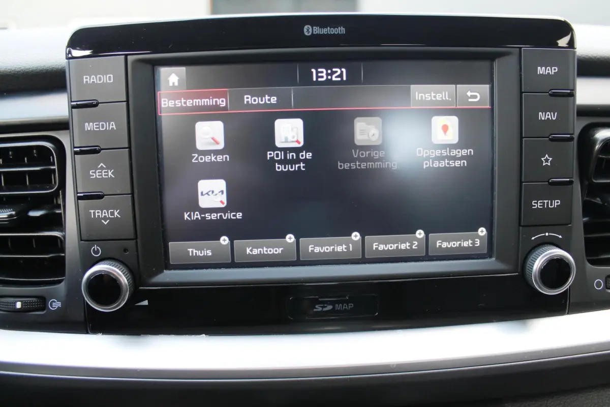 1.0 T-GDi DynamicLine | Navi | Carplay | Airco | Camera