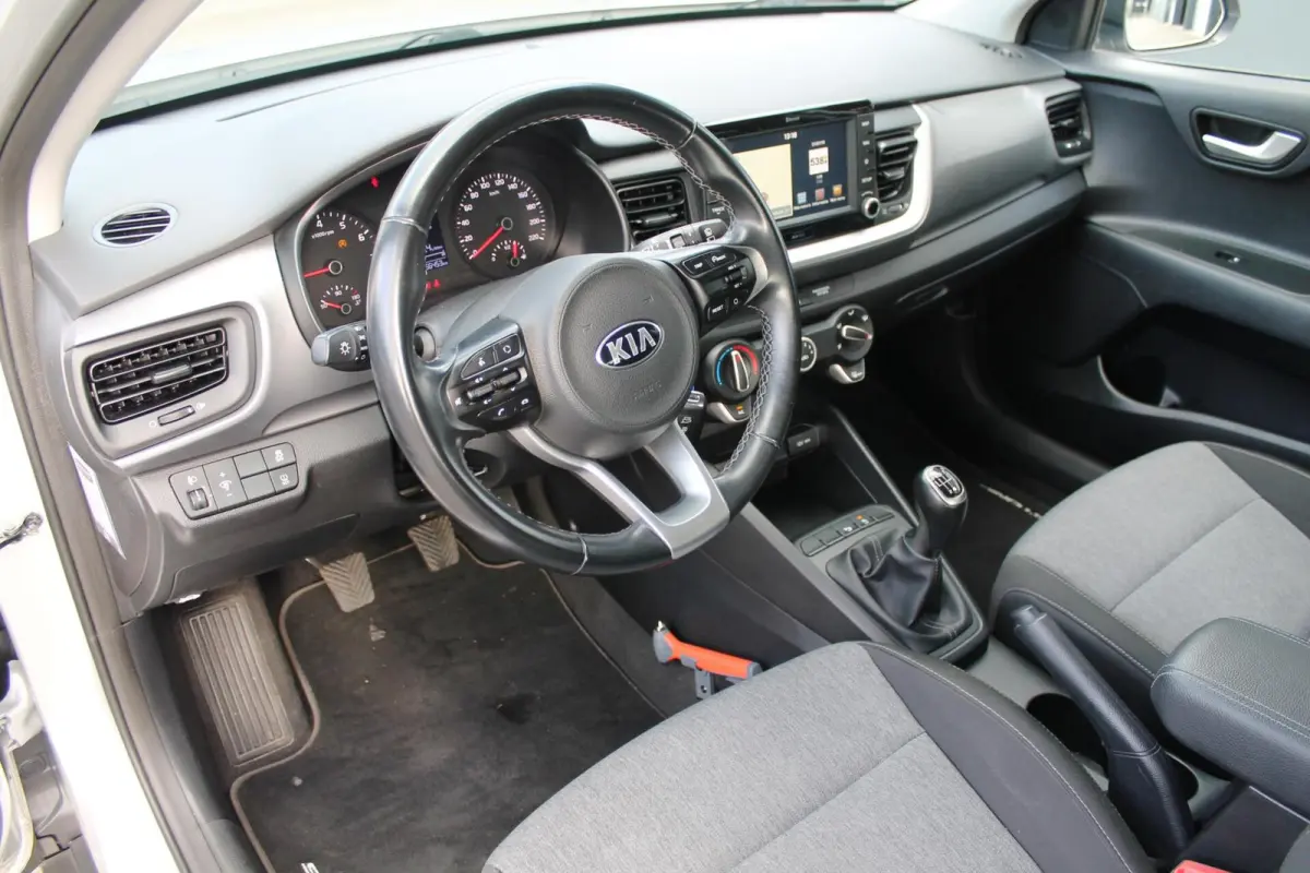 1.0 T-GDi DynamicLine | Navi | Carplay | Airco | Camera