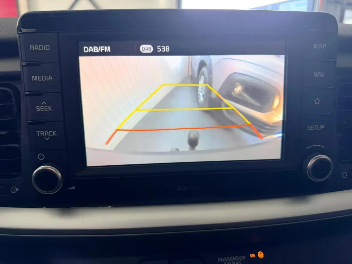 1.0 T-GDi DynamicLine | Navi | Carplay | Airco | Camera