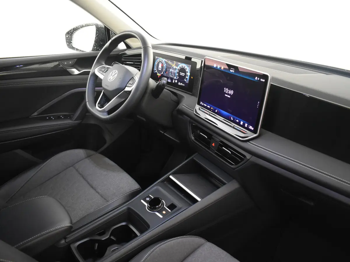 1.5 eTSI 7-DSG Life Edition Elektr. Trekhaak | Stoelverwarming l Camera l LED Plus l Cuise Control l 18" Napoli velgen