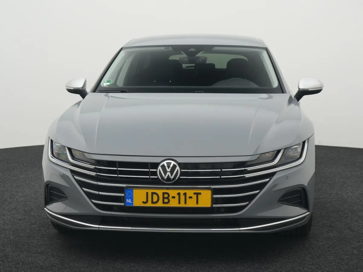 1.4 TSI eHybrid Elegance | STOELVERWARMING VOOR EN ACHTER | ADAPTIEF CRUISE CONTROL | MATRIX LED KOPLAMPEN | 18 " LICHTMETALEN VELGEN | 12 MAANDEN BOVAG GARANTIE |