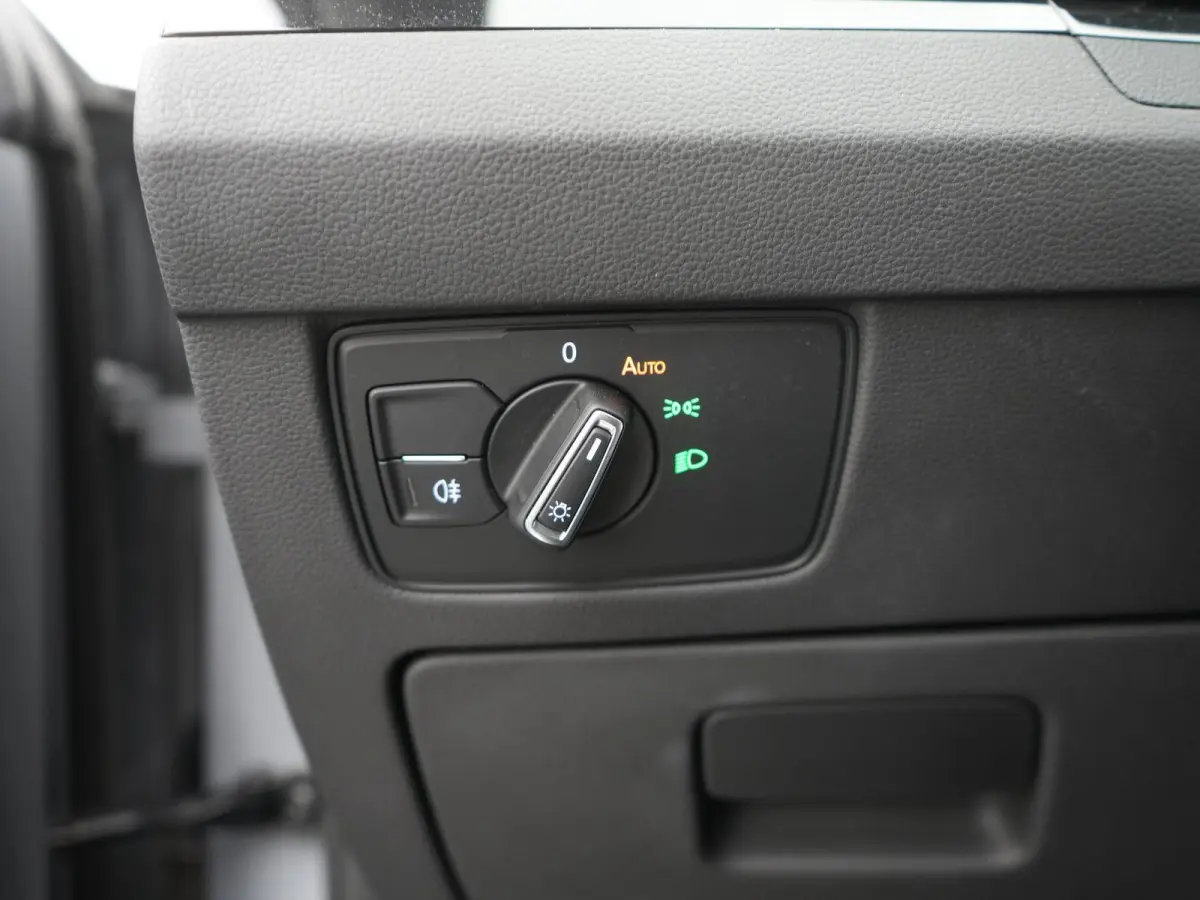 1.4 TSI eHybrid Elegance | STOELVERWARMING VOOR EN ACHTER | ADAPTIEF CRUISE CONTROL | MATRIX LED KOPLAMPEN | 18 " LICHTMETALEN VELGEN | 12 MAANDEN BOVAG GARANTIE |