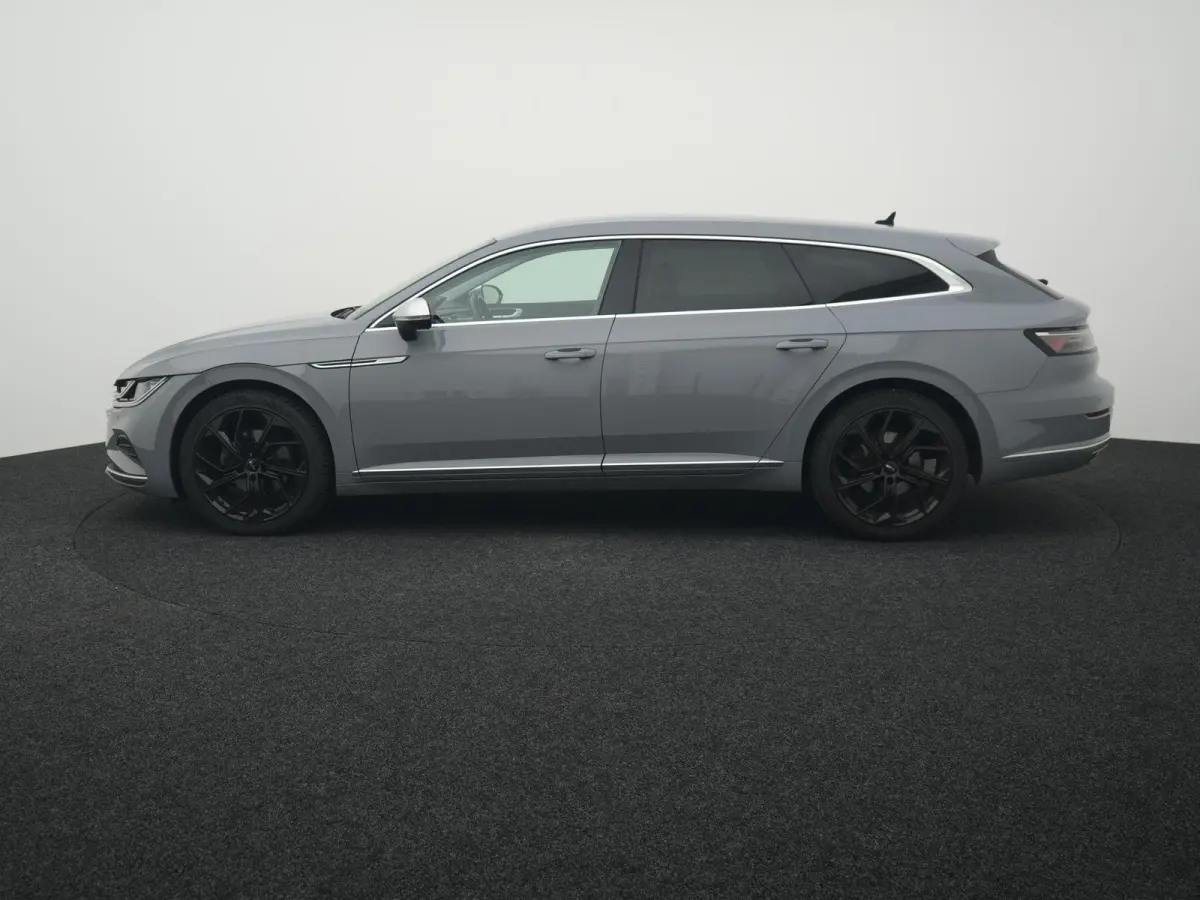1.4 TSI eHybrid Elegance | STOELVERWARMING VOOR EN ACHTER | ADAPTIEF CRUISE CONTROL | MATRIX LED KOPLAMPEN | 18 " LICHTMETALEN VELGEN | 12 MAANDEN BOVAG GARANTIE |