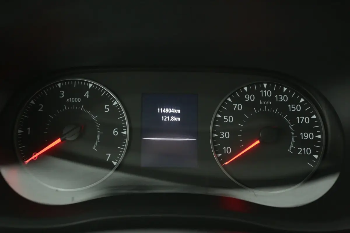 3.3t 180PK L2H2 | Clima | Camera | Cruise | 3 Zits | Navi | Parkeersens.