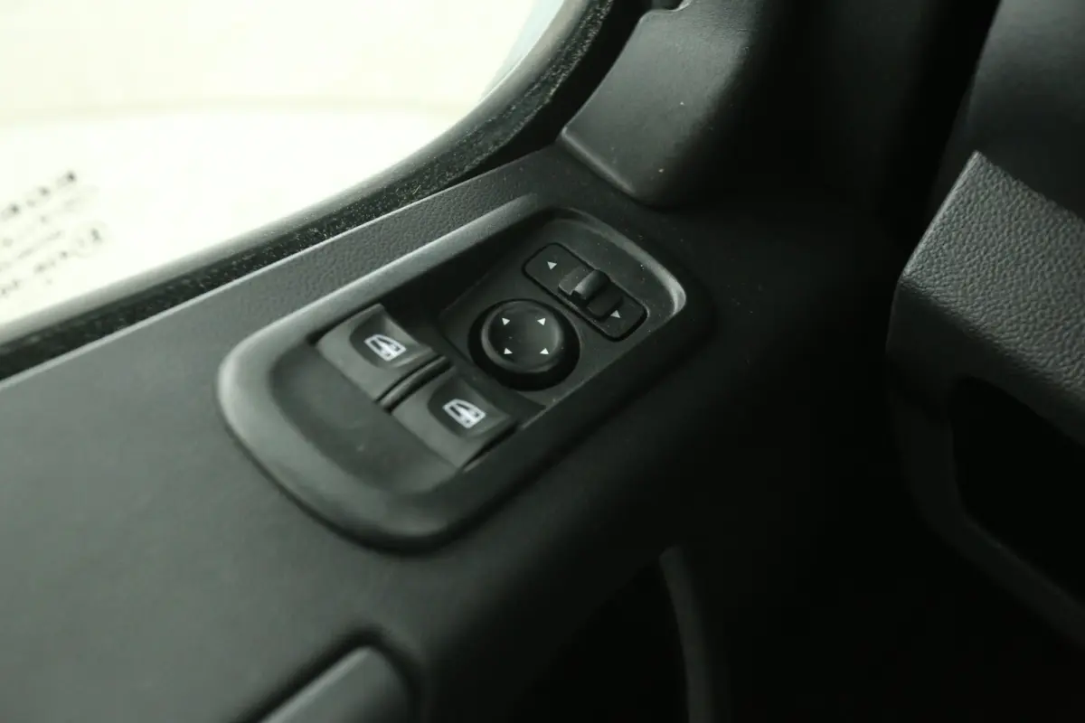 3.3t 180PK L2H2 | Clima | Camera | Cruise | 3 Zits | Navi | Parkeersens.