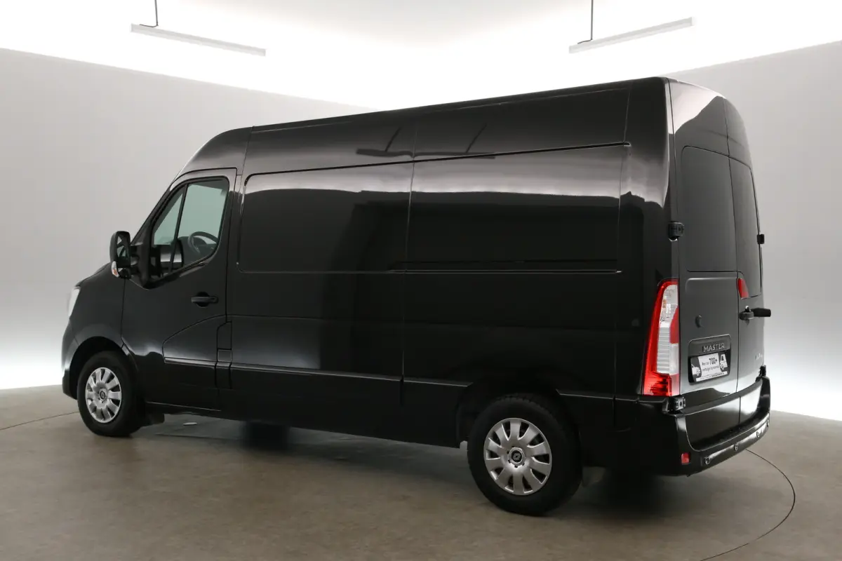 3.3t 180PK L2H2 | Clima | Camera | Cruise | 3 Zits | Navi | Parkeersens.