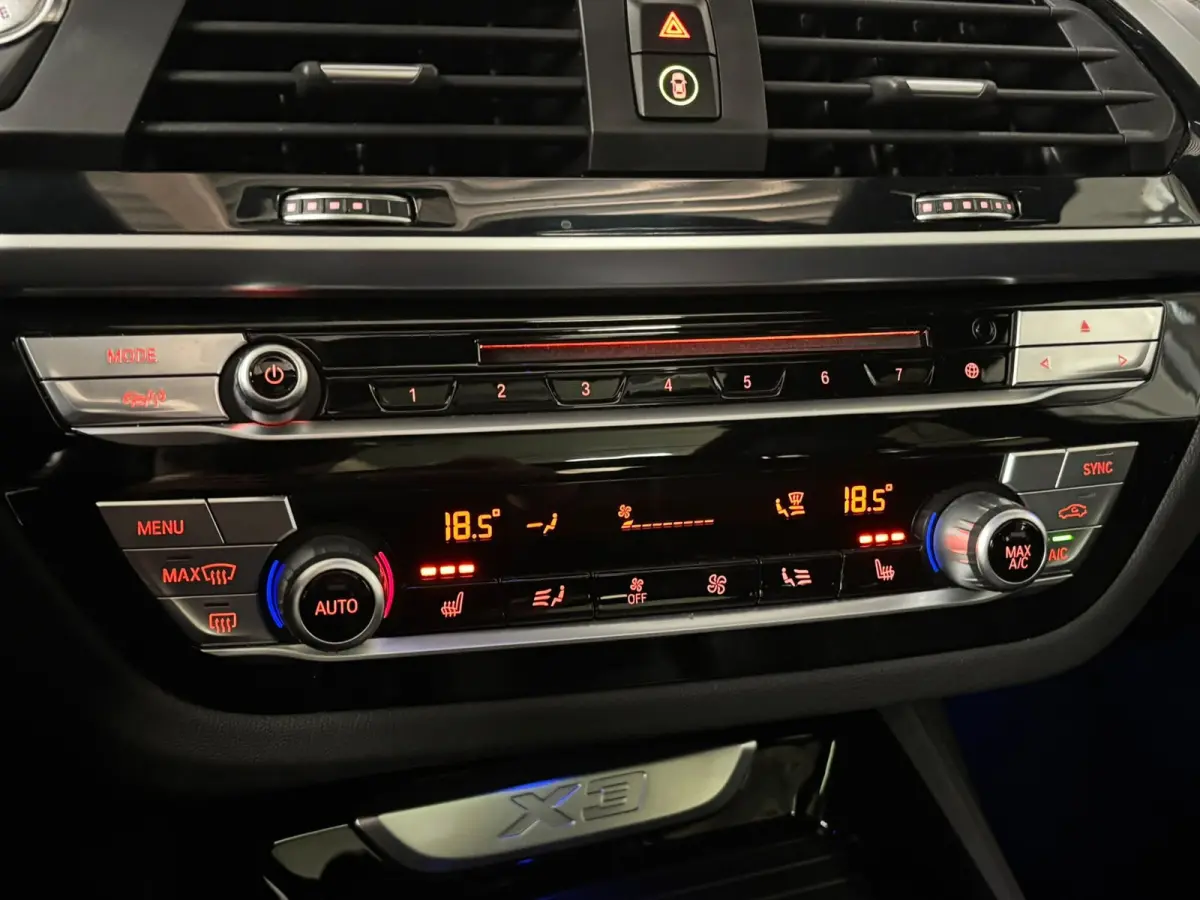XDrive30i - M Sport - Pano - Memory - HUD