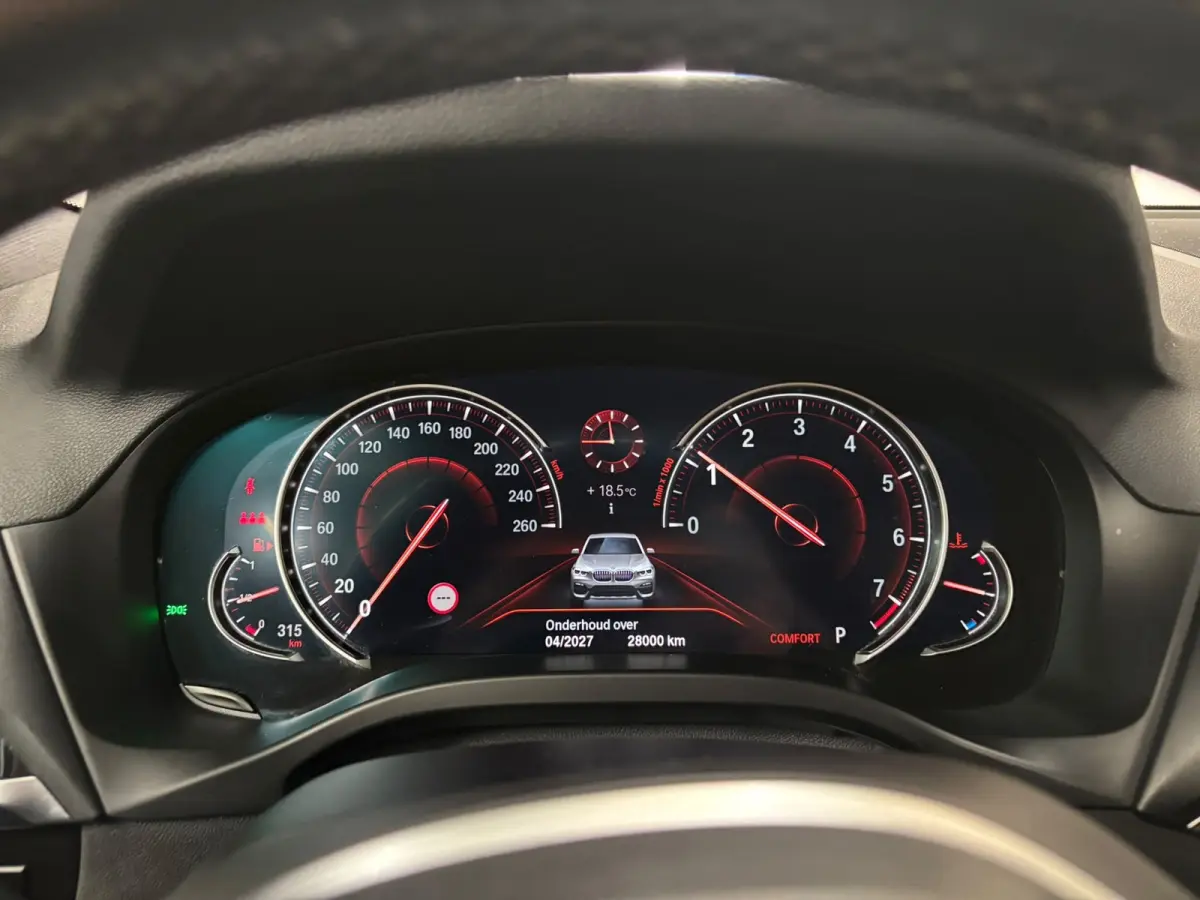 XDrive30i - M Sport - Pano - Memory - HUD