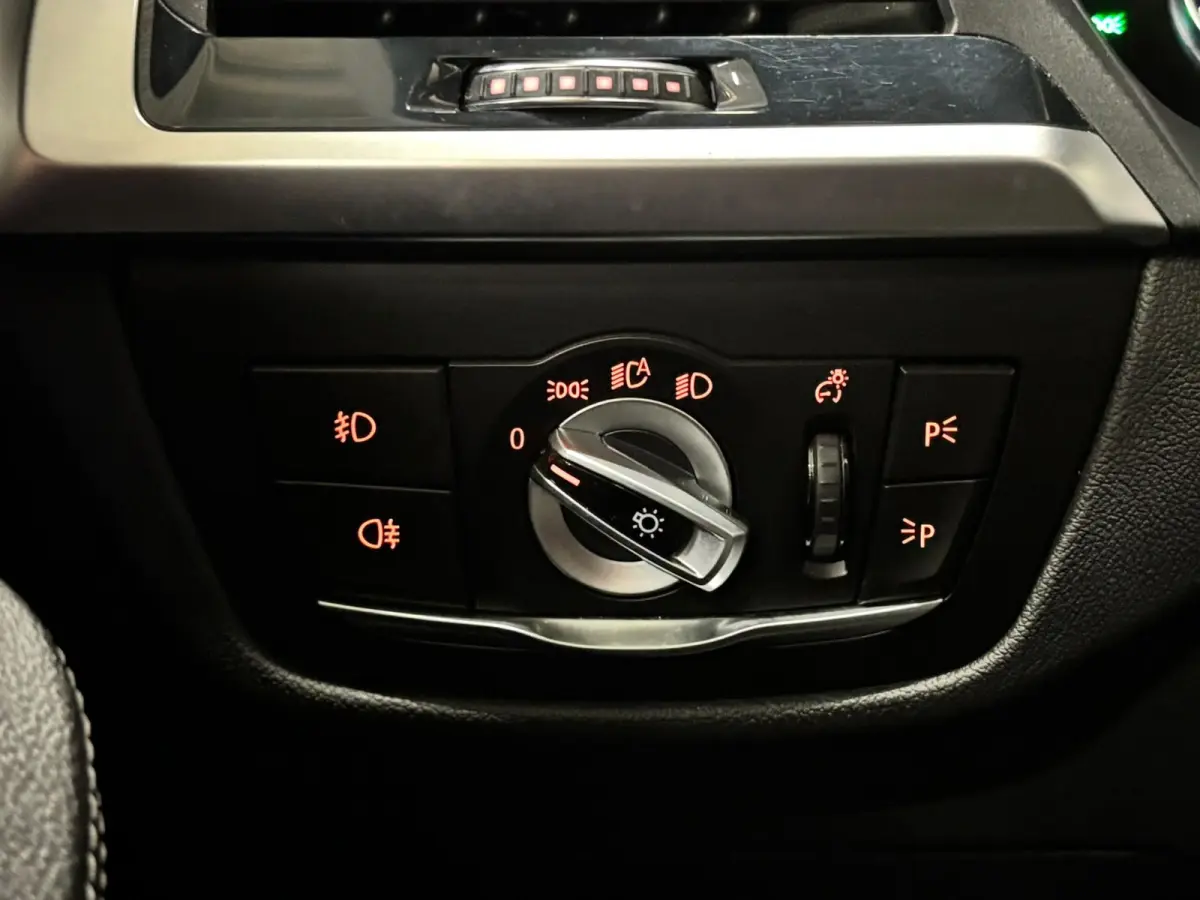 XDrive30i - M Sport - Pano - Memory - HUD