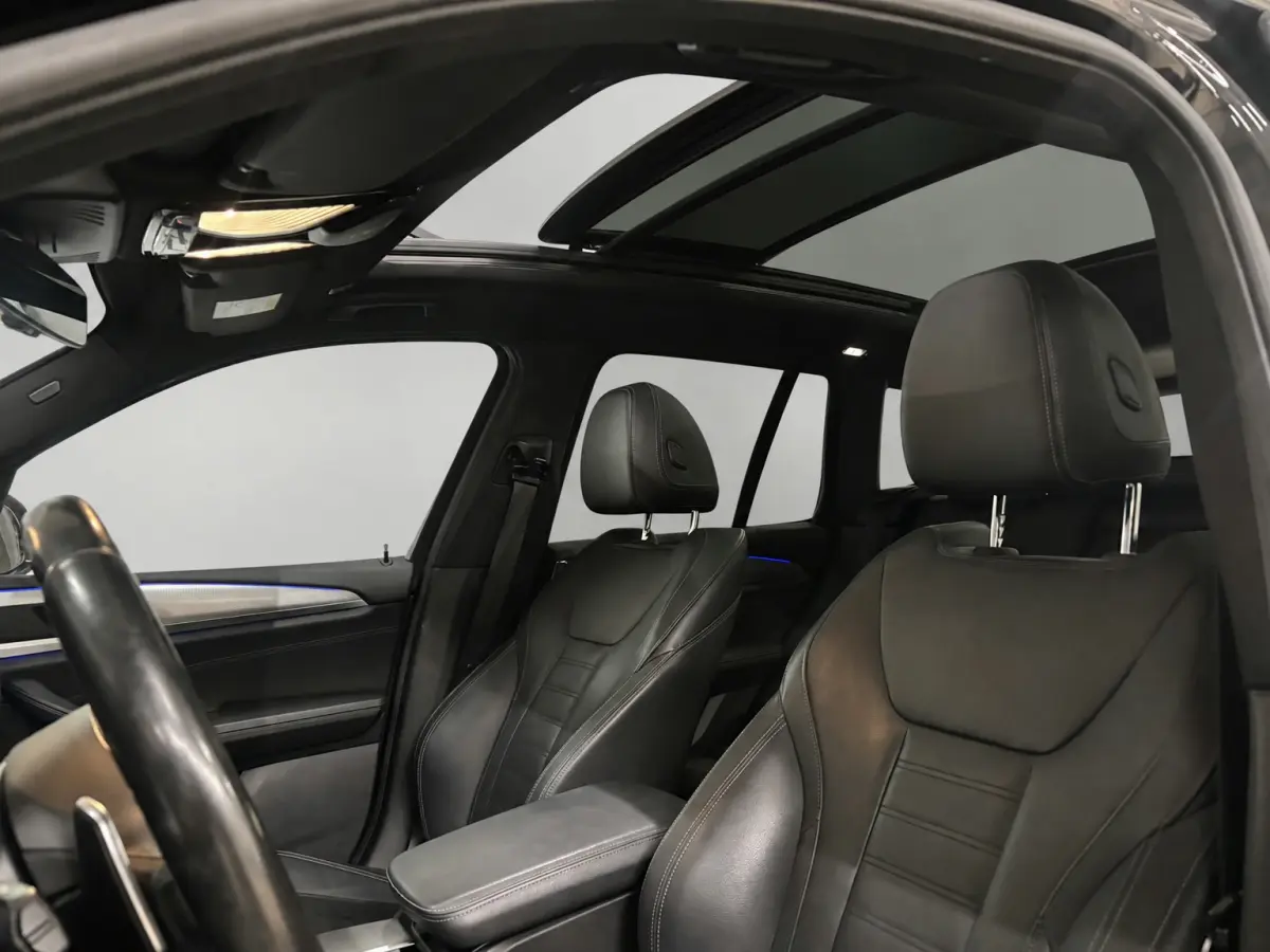 XDrive30i - M Sport - Pano - Memory - HUD