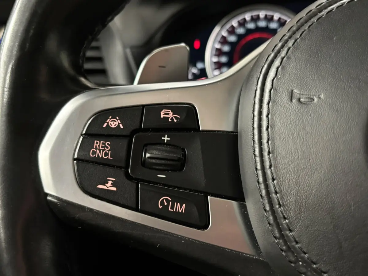 XDrive30i - M Sport - Pano - Memory - HUD