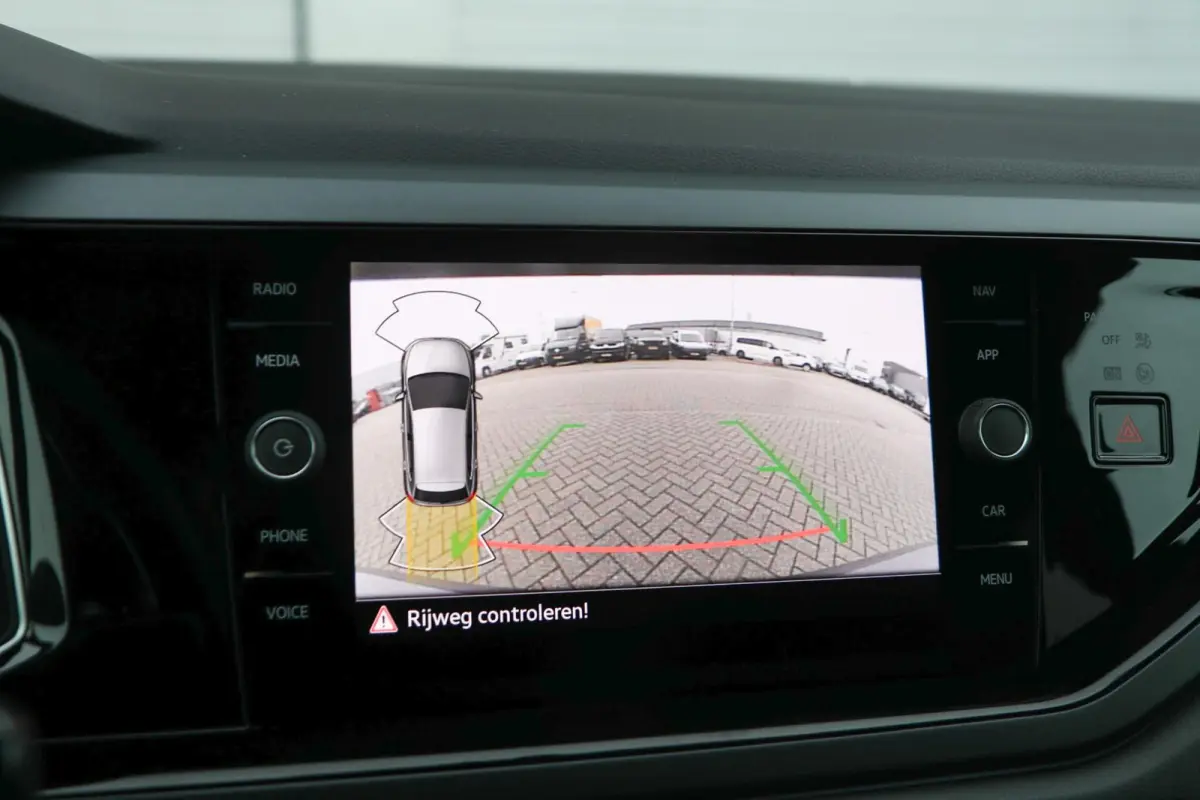 1.0 TSI 110pk DSG R-Line | App Connect | Achteruitrijcamera | Stoelverwarming | Clima