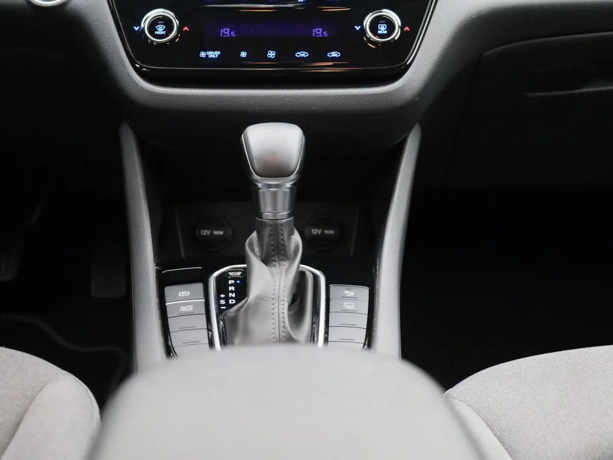 1.6 GDi i-Motion - Plus | SOH 100% | ACHTERUITRIJCAMERA | NAVIGATIE | APPLE CARPLAY | ANDROID AUTO | CLIMATE CONTROL | CRUISE CONTROL |