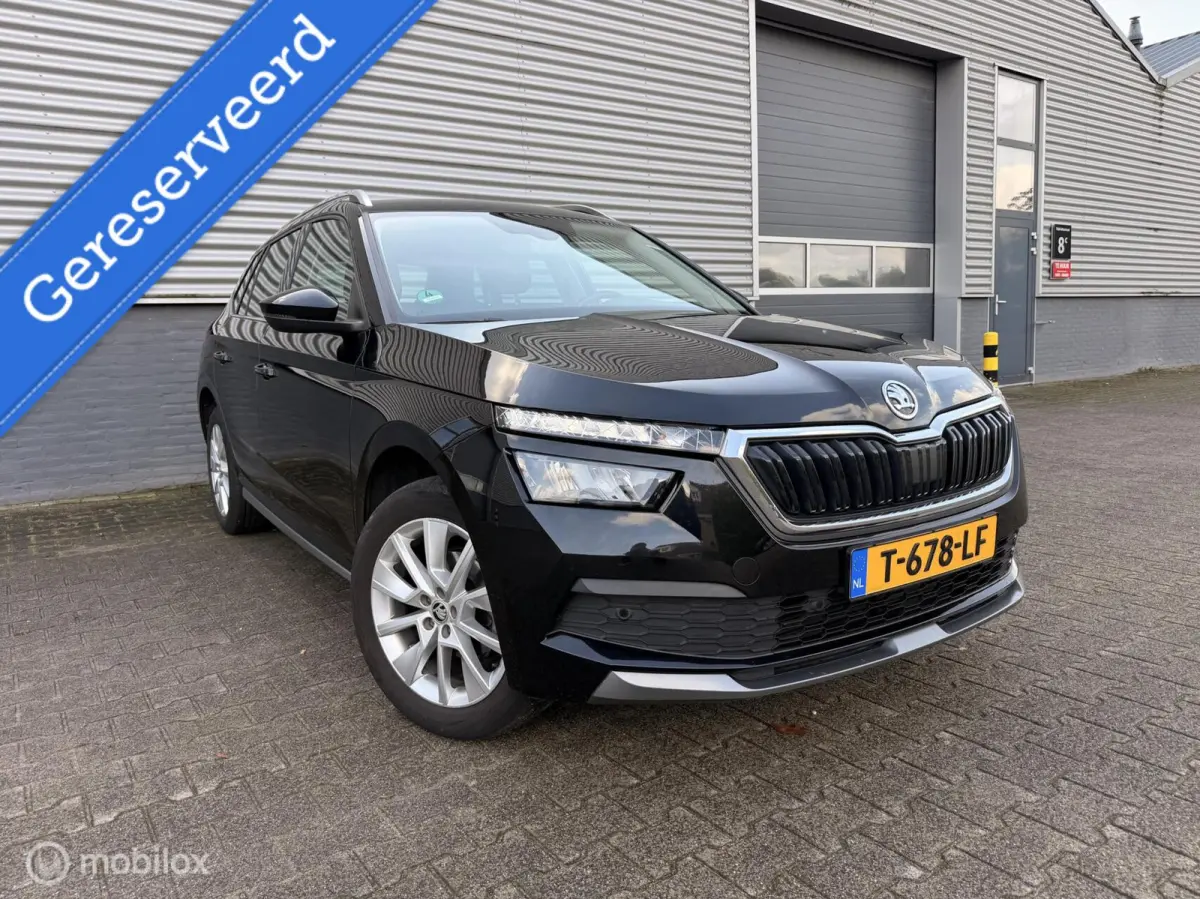 1.0 TSI Business Edition|Camera|Carplay|Virtual|