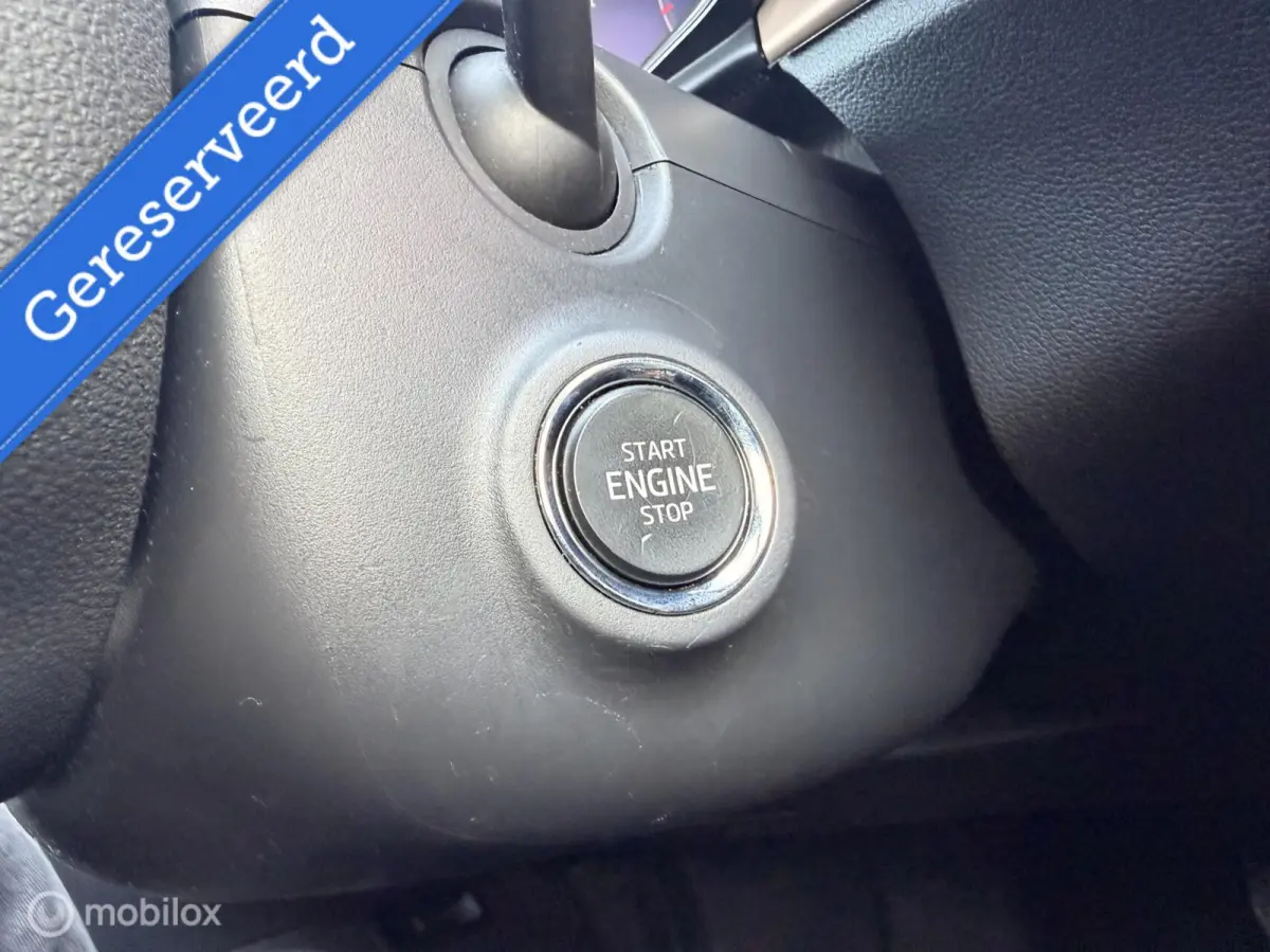 1.0 TSI Business Edition|Camera|Carplay|Virtual|